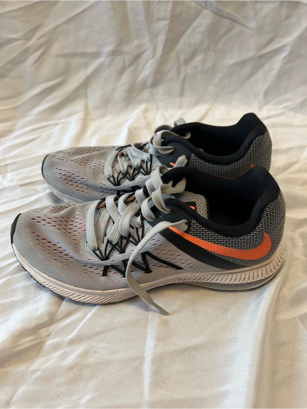 Nike Zoom Winflo 3 Running Shoes Women’s Size 7 Gray, Black & Mango